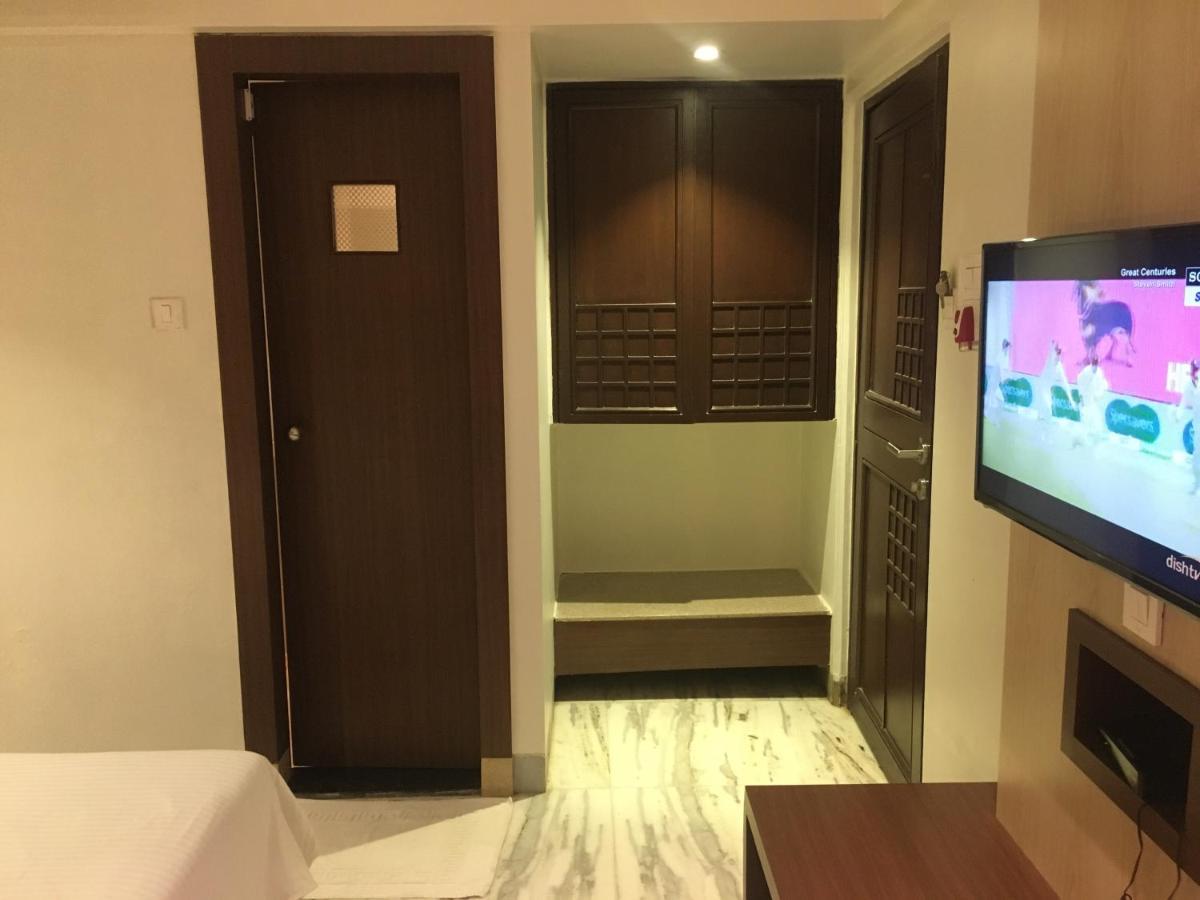 ターネー Pravasi Residencyヴィラ エクステリア 写真