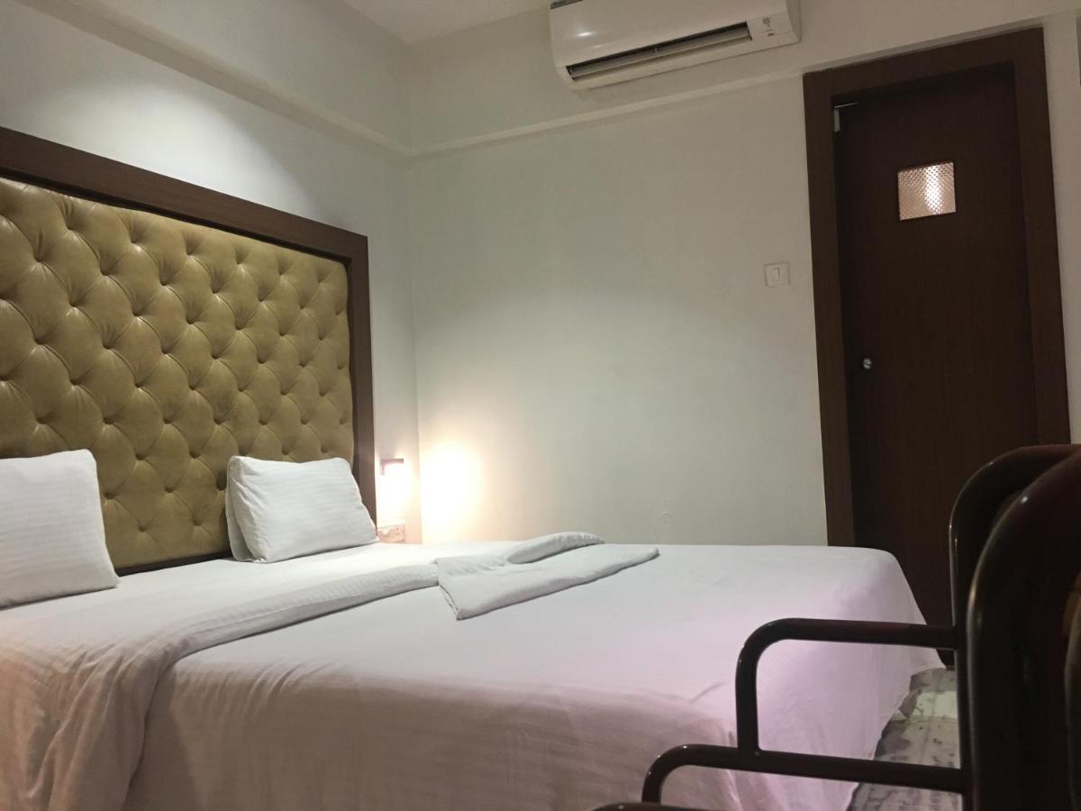 ターネー Pravasi Residencyヴィラ エクステリア 写真
